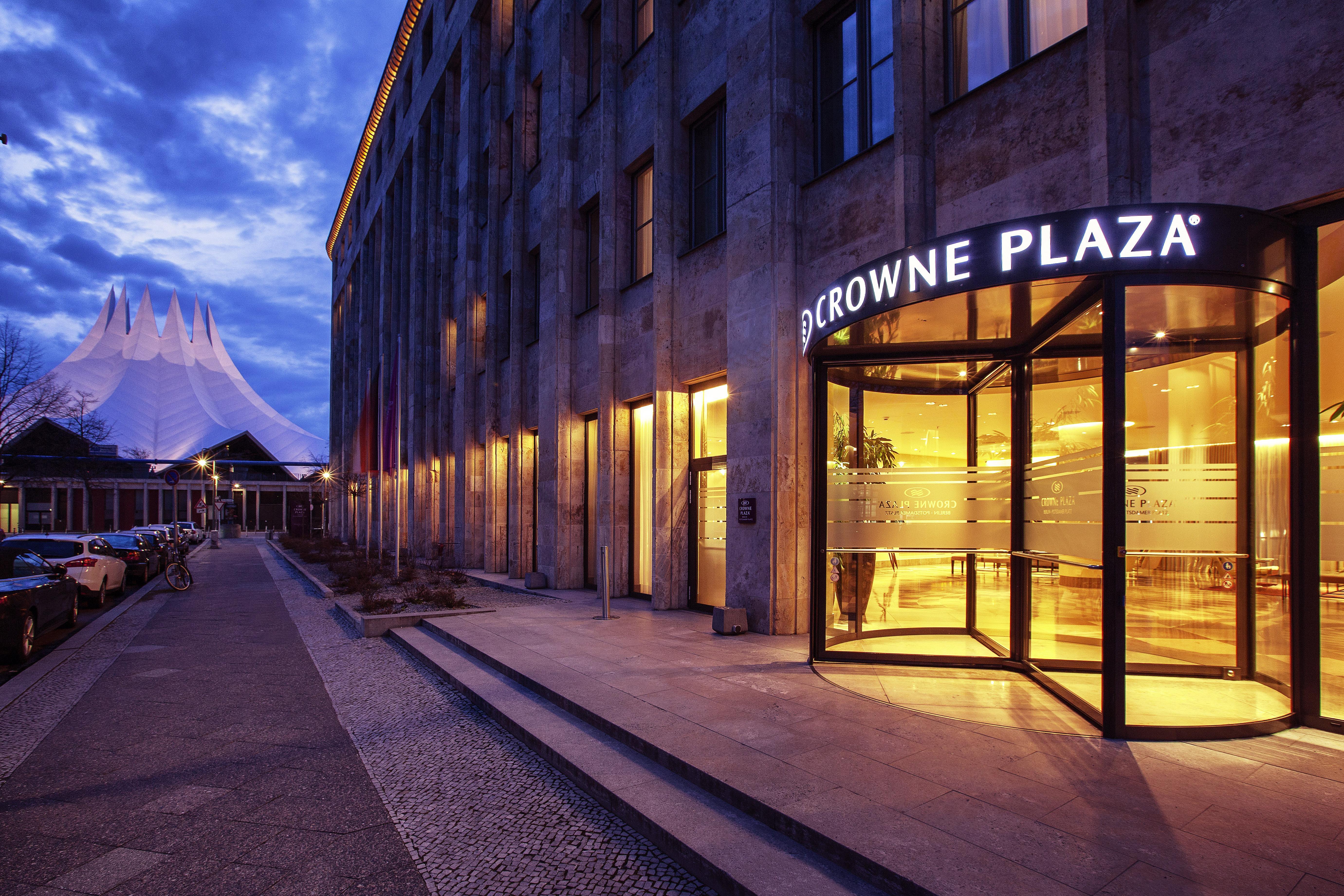 Crowne Plaza Berlin - Potsdamer Platz, An Ihg Hotel Εξωτερικό φωτογραφία